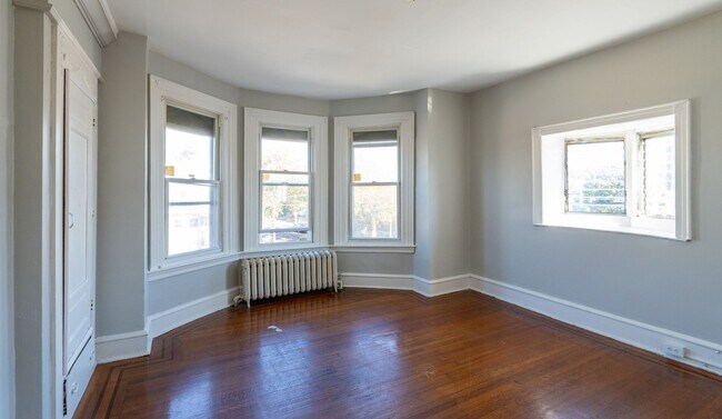 Building Photo - 5800 Spruce St