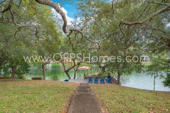 Building Photo - Bayou-Front Home w/ Dock