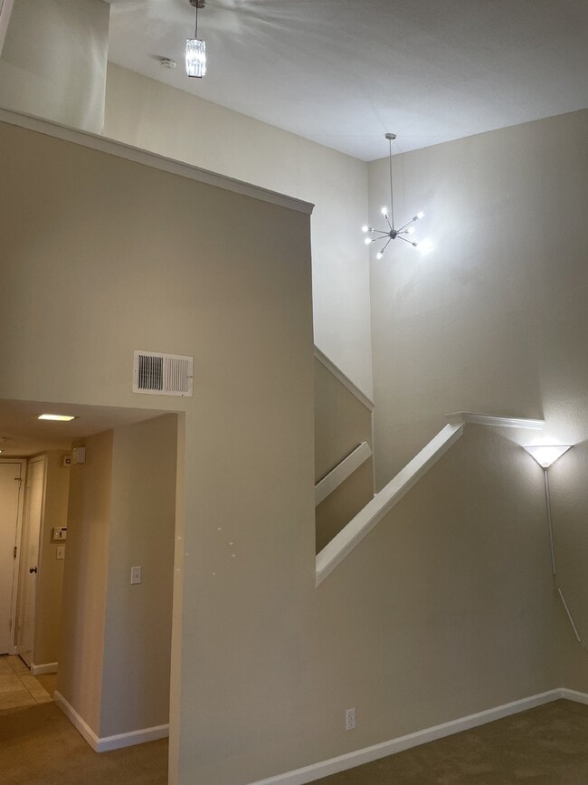 Building Photo - "Charming 3-Bedroom Townhouse with Spacious 1,725 Sq Ft Layout in Martinez, CA – Your Perfect Hom...