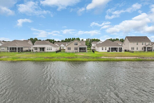 Building Photo - 553 Pier Ct