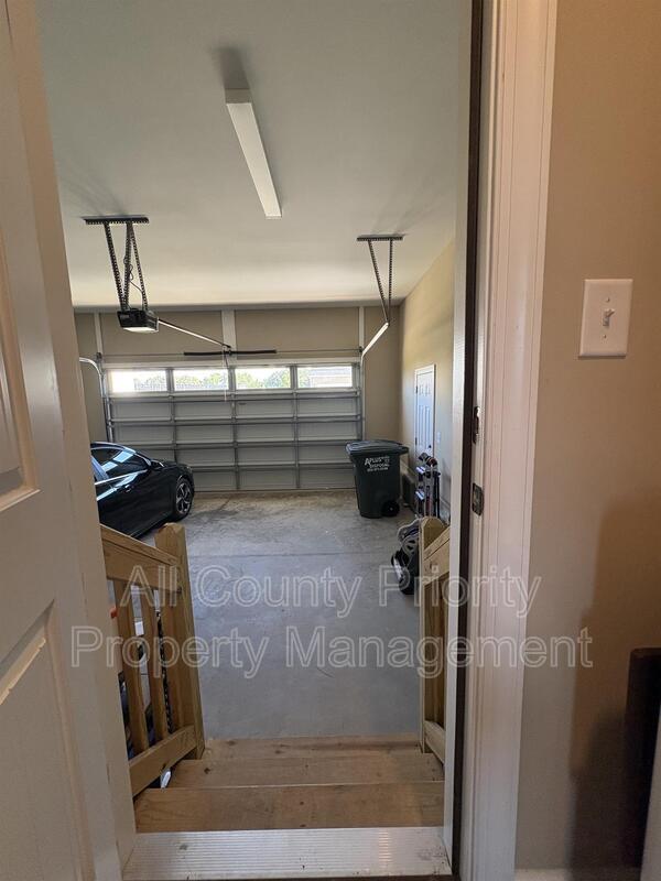 Building Photo - 224 Williamson Pl Dr