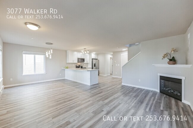 Building Photo - 3077 Walker Rd