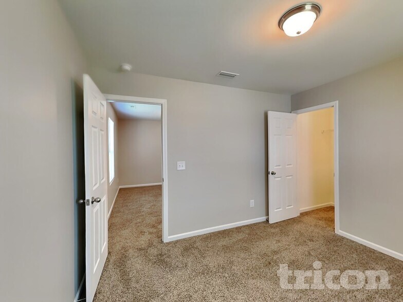 Building Photo - 4031 Kellybrook Dr