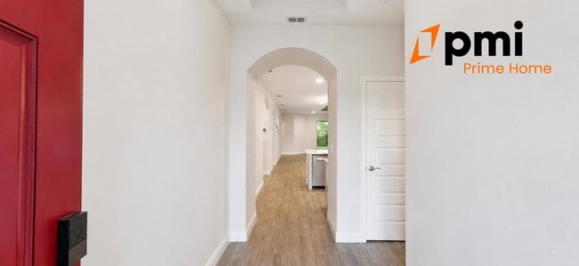 Building Photo - **Charming Upgraded 4-Bedroom Home for Rent in Waterleigh Community**