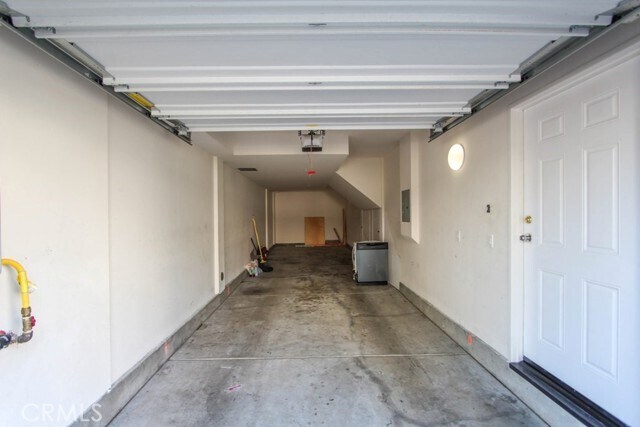 Building Photo - 941 S Bluff Rd