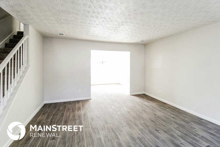 Building Photo - 7005 Greenbower Ln