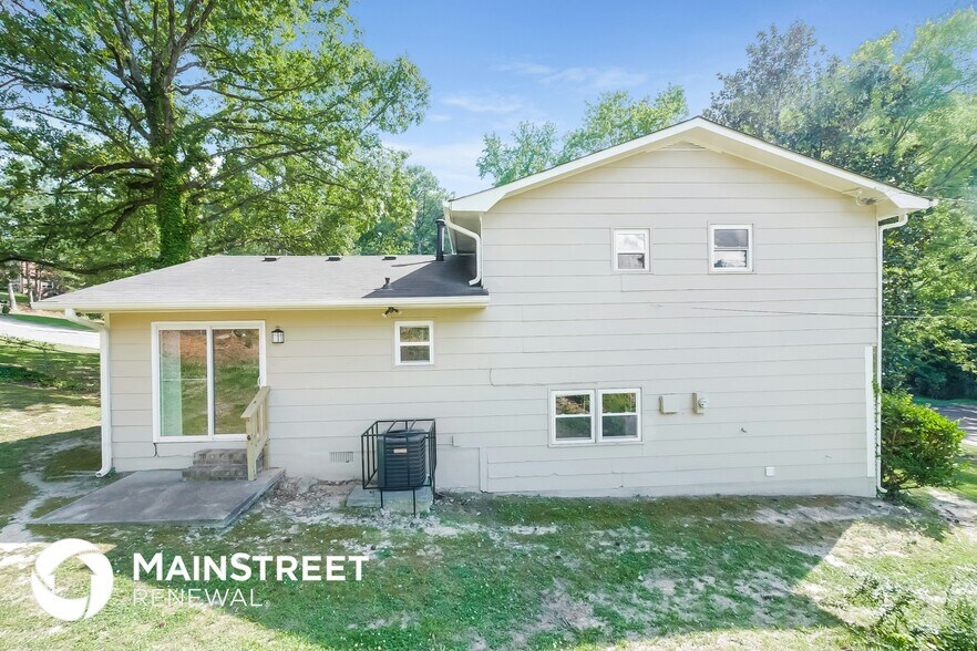 Building Photo - 5830 Deerfield Trail