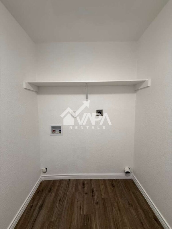 Building Photo - 7916 Pepper Trail