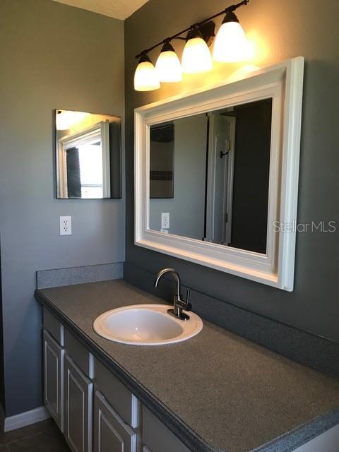 Building Photo - 972 Cornell Ave