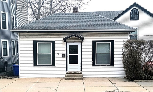 Primary Photo - 63 Arlington St