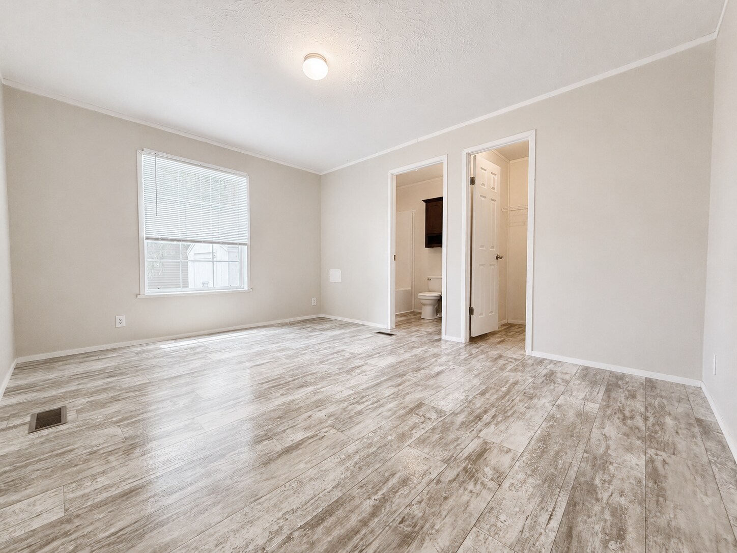 Building Photo - 11708 Cascade Cir