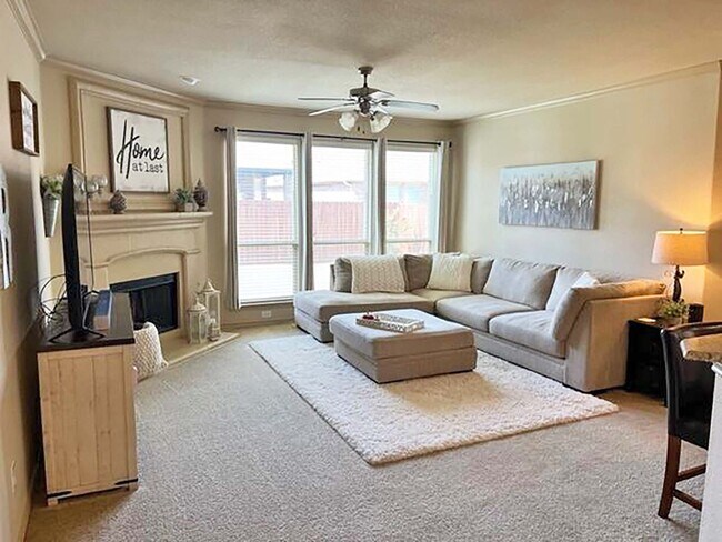 Building Photo - Beautiful 3 Bdrm 2 Bath Home in Fort Worth Texas - Near Haslet