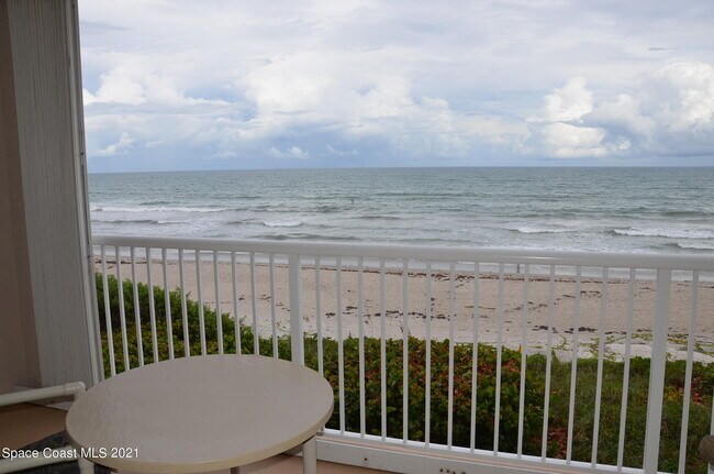 Building Photo - 2065 Jimmy Buffett Mem Hwy
