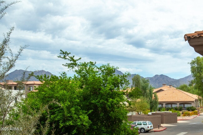 Building Photo - 14000 N 94th St