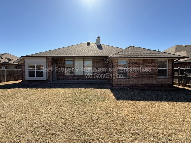 Building Photo - 8305 NW 73rd St