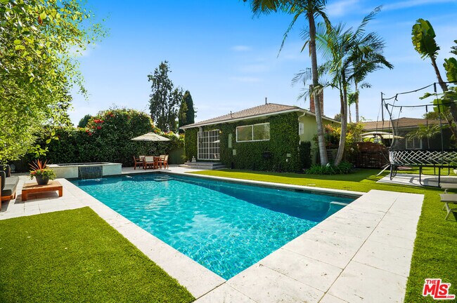 Building Photo - 1348 Morningside Wy