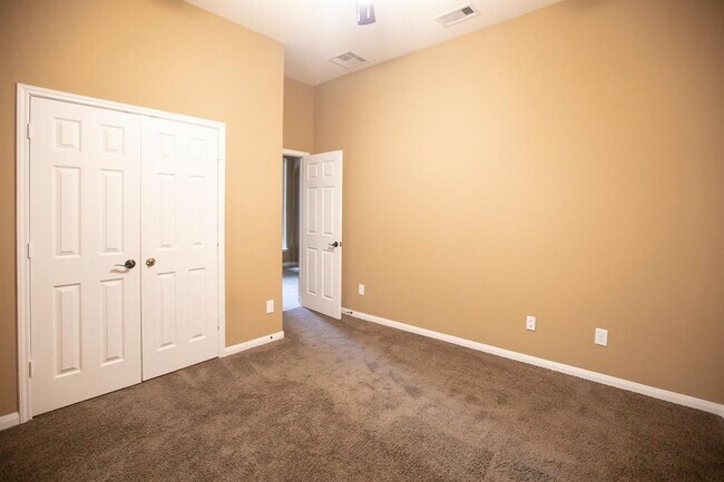Building Photo - 5755 Slate Valley Ct