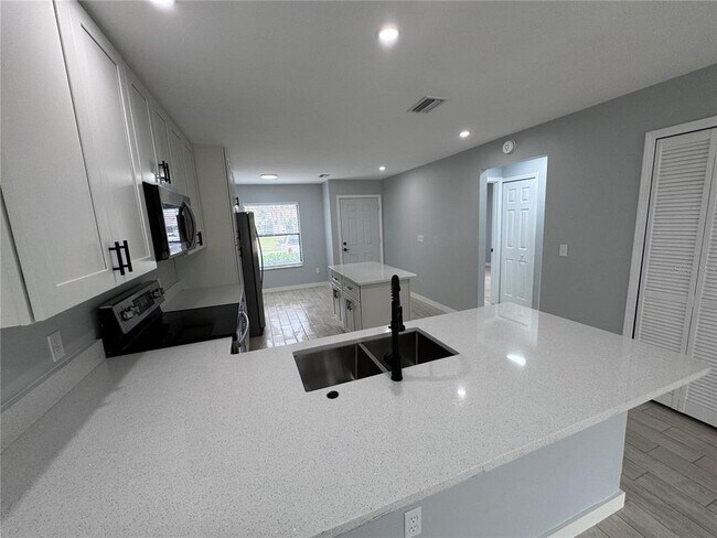 Building Photo - 2311 Trinidad Ct