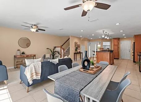 Building Photo - 554 Majorca Ct