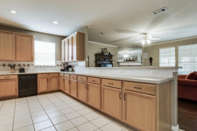 Building Photo - 5548 Rock Canyon Rd