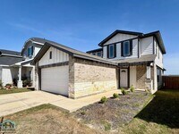 Building Photo - 11151 Hollinger Cir