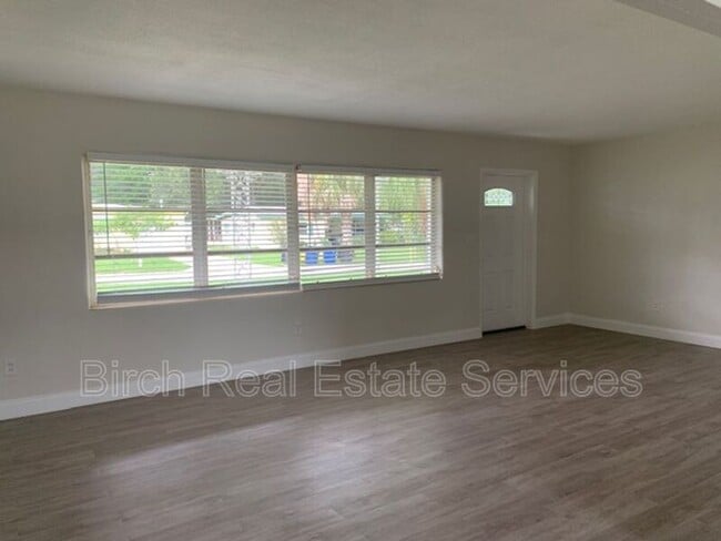 Building Photo - 1406 Lemon St