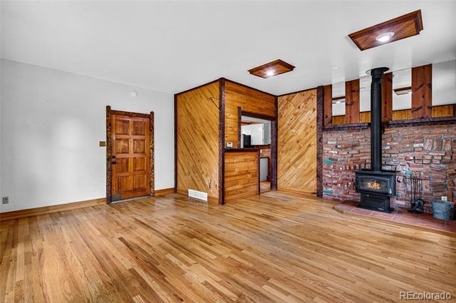 Building Photo - 5519 S Greenwood St