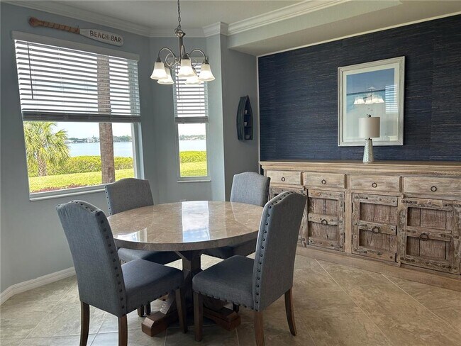 Building Photo - 910 Tidewater Shores Loop