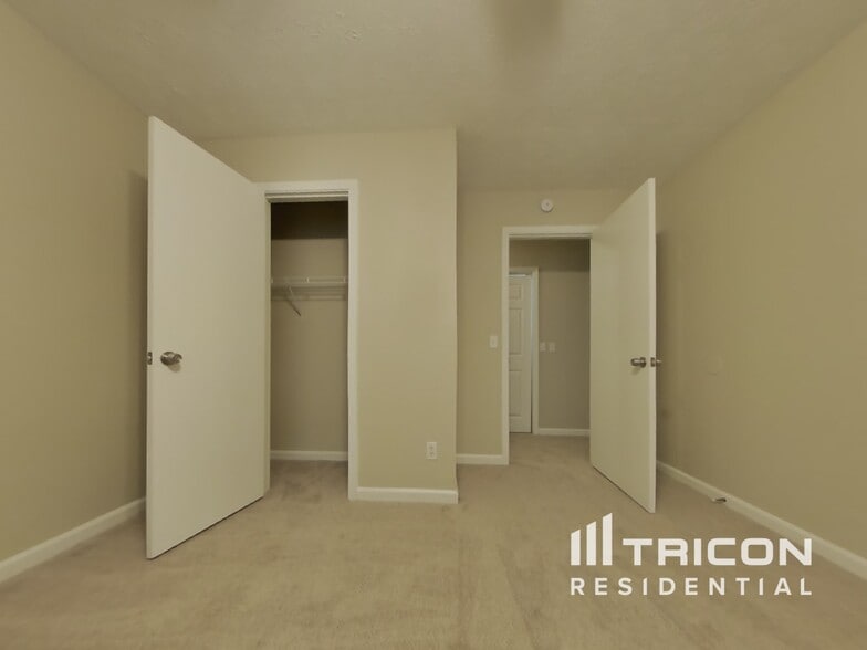 Building Photo - 331 Denae Ct