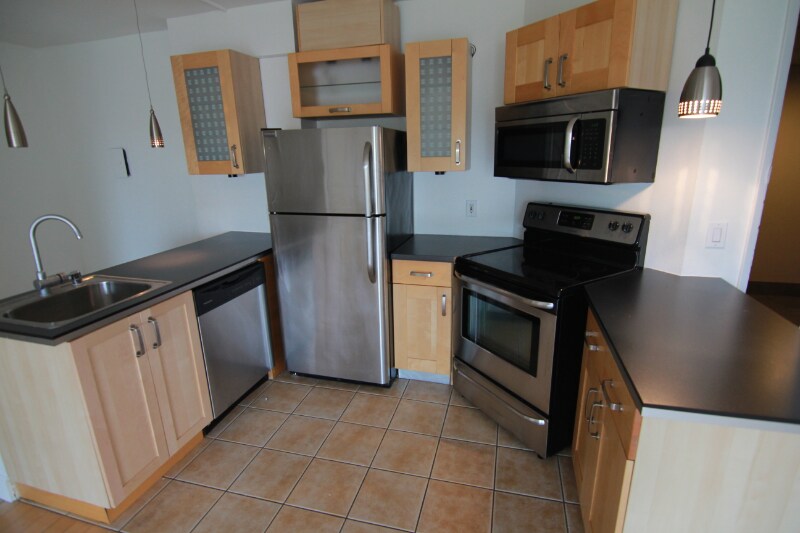 Building Photo - 3949 Los Feliz Blvd