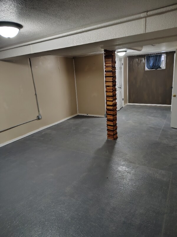 Building Photo - 636 Euclid Ave