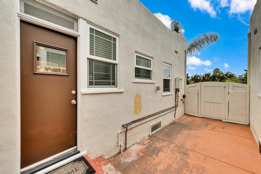 Building Photo - 4587 Campus Ave