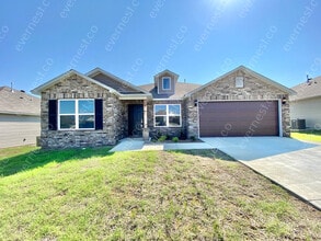 Building Photo - 3048 Emerald Pk Trl