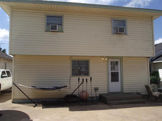 Building Photo - 2106 E Randolph Ave