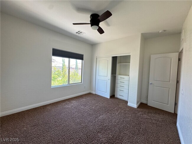 Building Photo - 2090 Morro Vista Dr