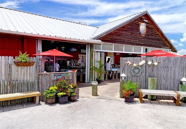 Building Photo - 4473 Gulf of Mexico Dr