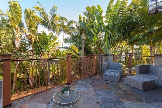 Building Photo - 3725 Sheridan Ave