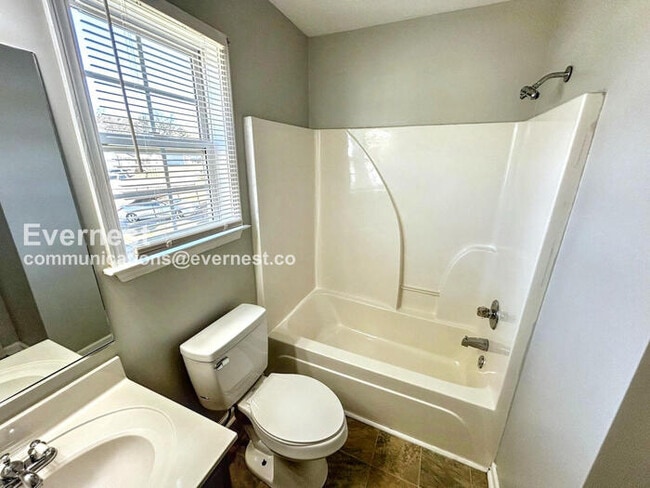 Building Photo - Spacious 3 Bed, 2 Bath Home with Deck, Patio, and Attached Garage