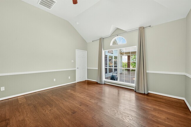 Building Photo - 2223 Fern Mist Ln