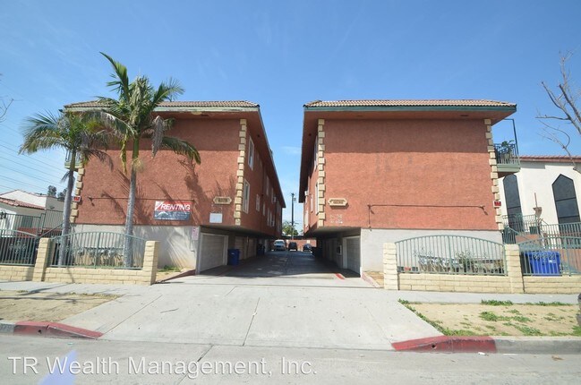 Building Photo - 8975-8979 State St