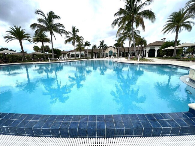 Building Photo - 120 Ventosa Pl