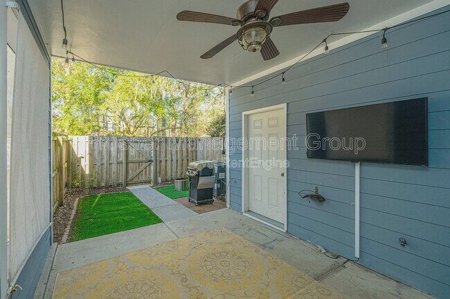 Building Photo - 2843 Sweetleaf Ln