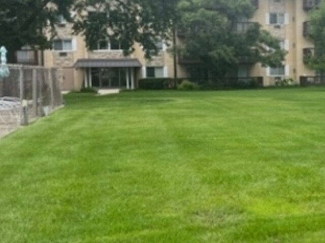 Building Photo - 2218 Falcon Dr