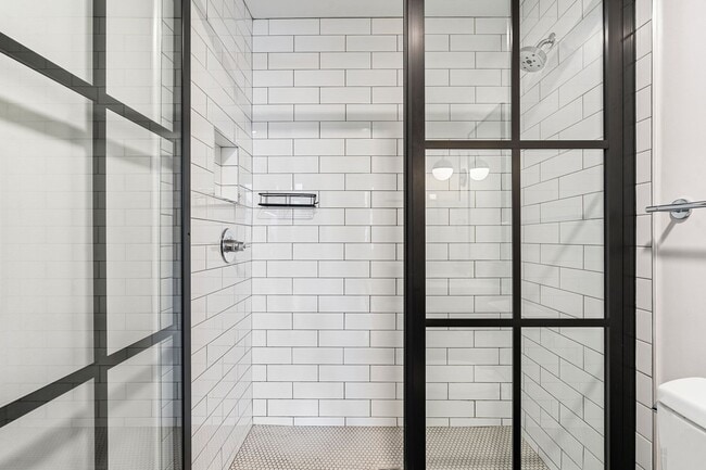 Building Photo - 2212 1st Ave N