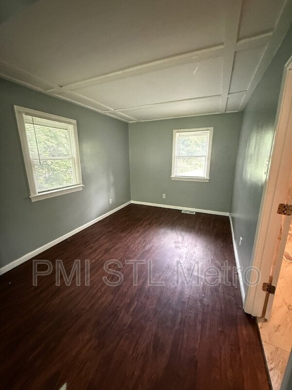Building Photo - 1510 Trampe Ave