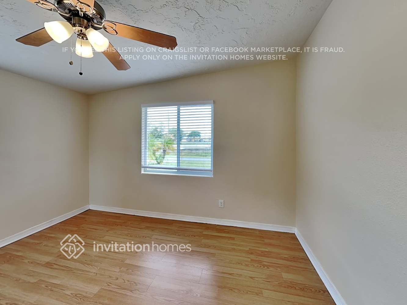 Building Photo - 15149 Harding Ave