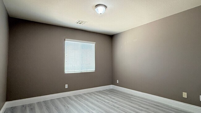 Building Photo - 5141 Moose Falls Dr