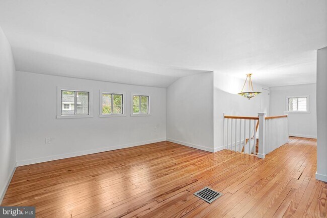 Building Photo - 126 Estaugh Ave