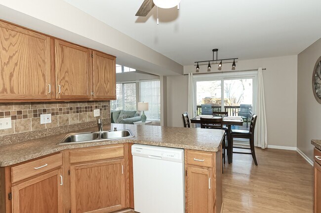 Building Photo - 1272 Silk Oak Ln
