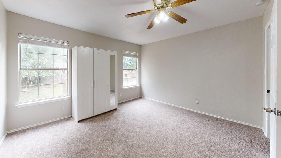 Building Photo - 12401 Uttimer Ln